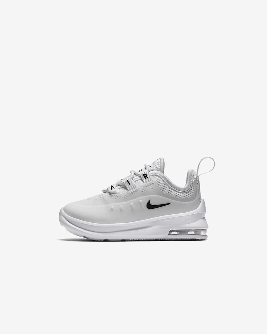 Nike air max axis kids on sale